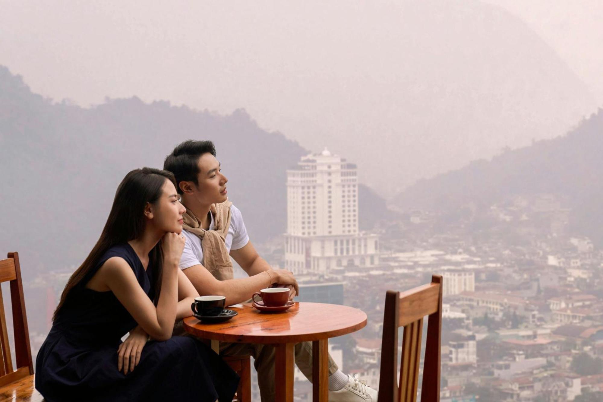 Four Points By Sheraton ห่าซาง ภายนอก รูปภาพ